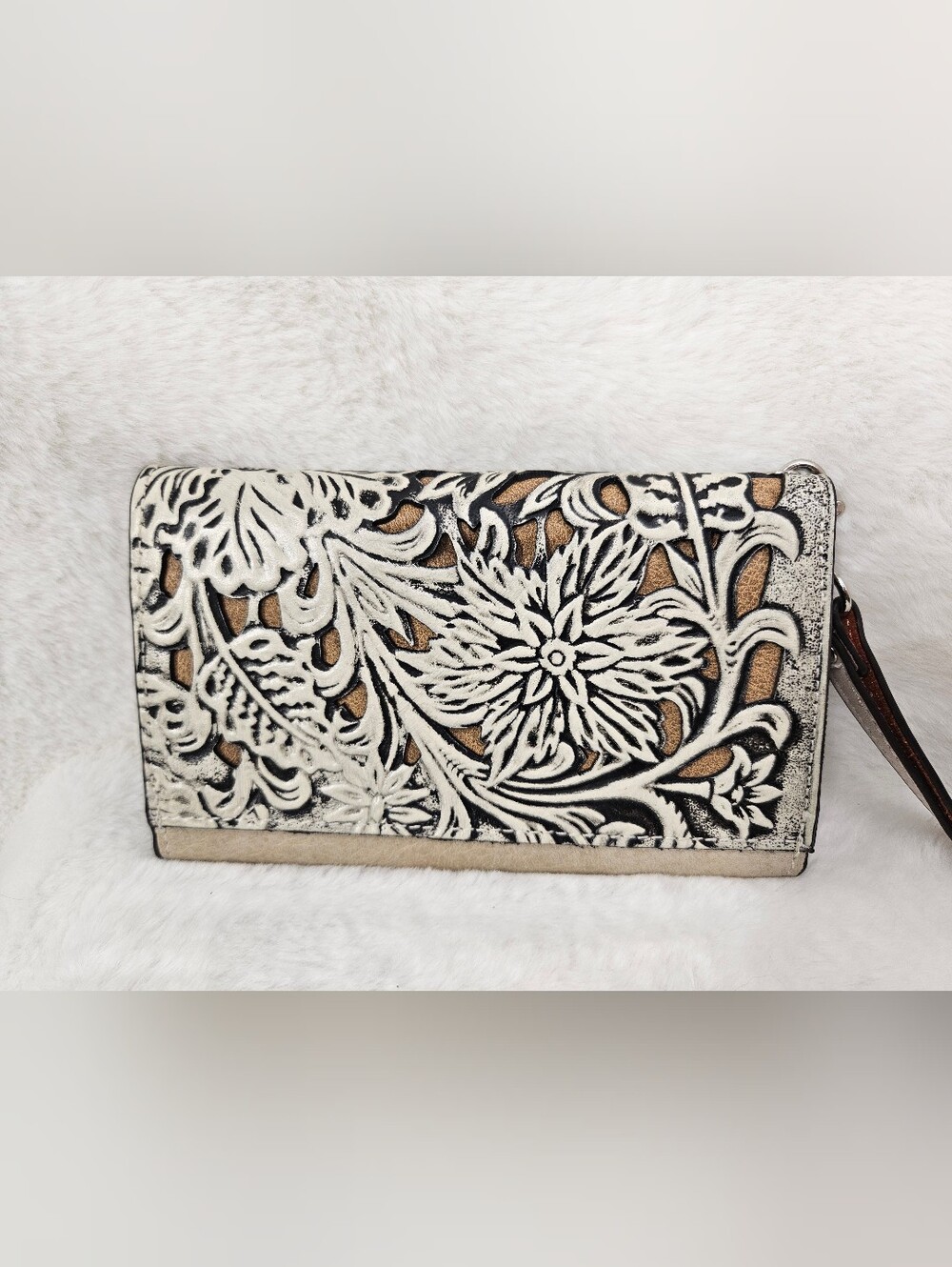 Floral Tooled Faux Leather Wristlet - Picture 3 of 6